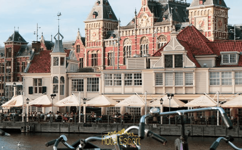 Amsterdam Hotel Guide